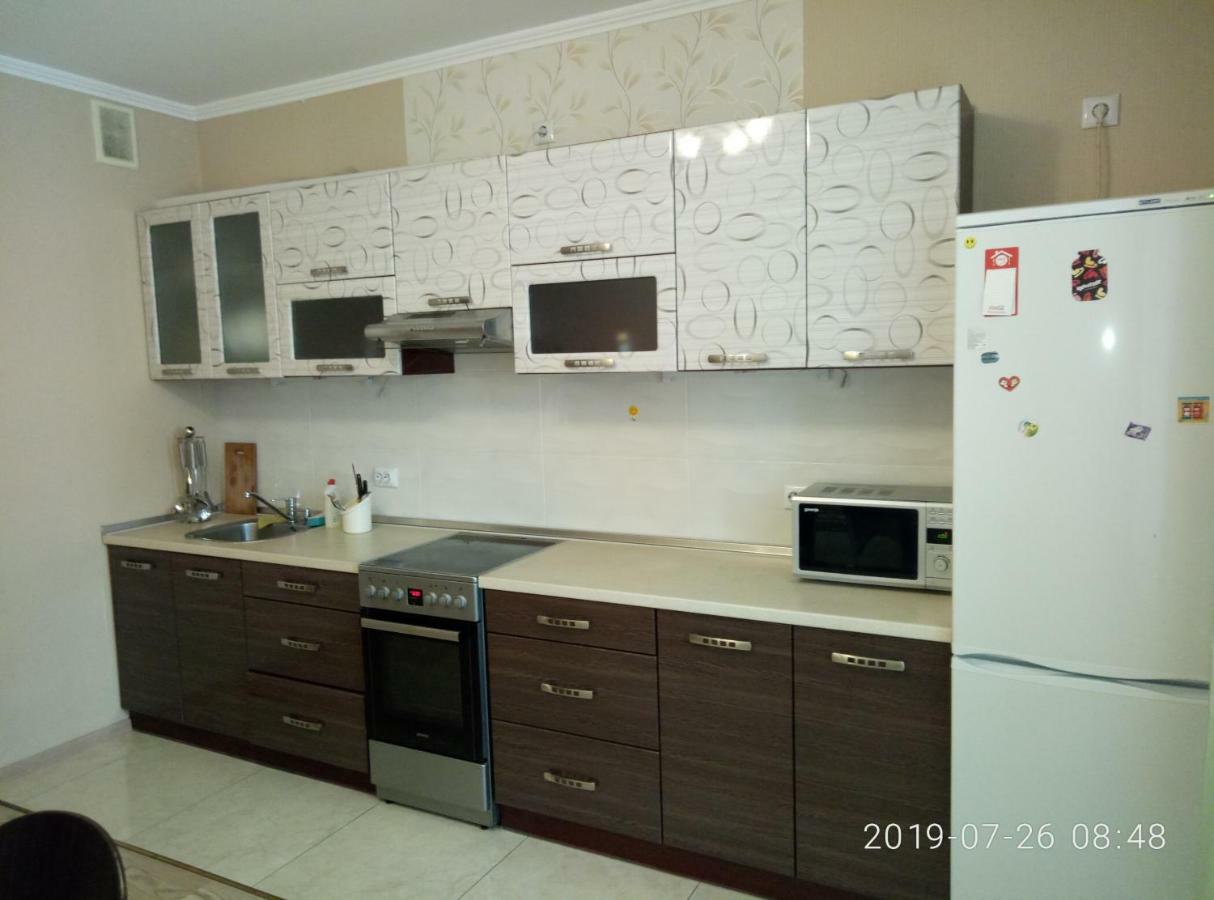Люкс Апартаменты На Позняках Kiew Exterior foto